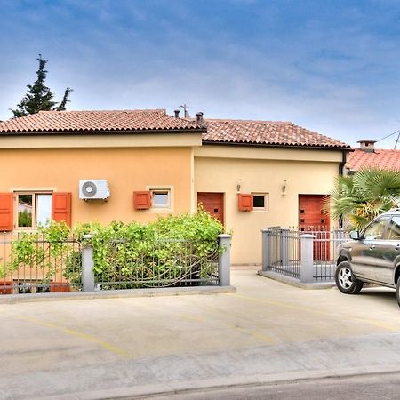 Apartments Casia Baška Eksteriør billede