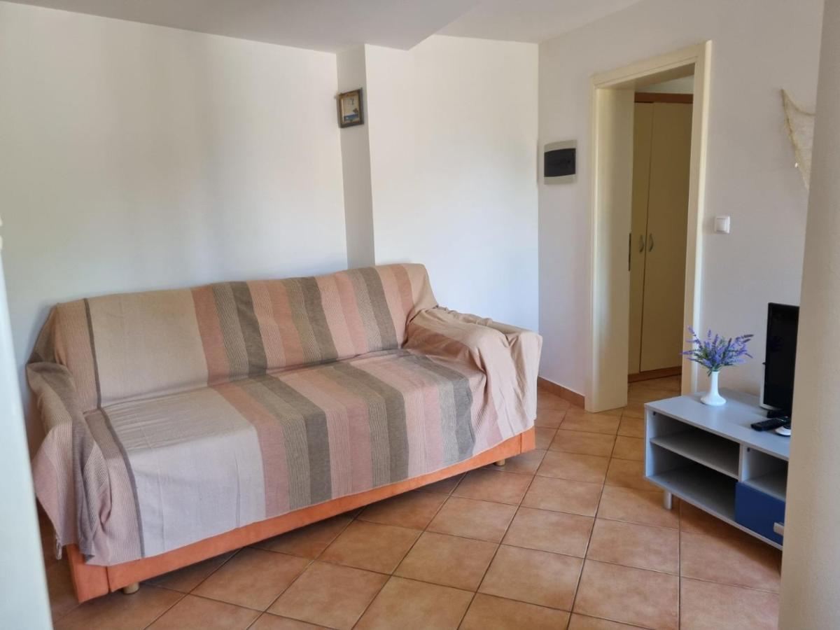 Apartments Casia Baška Eksteriør billede