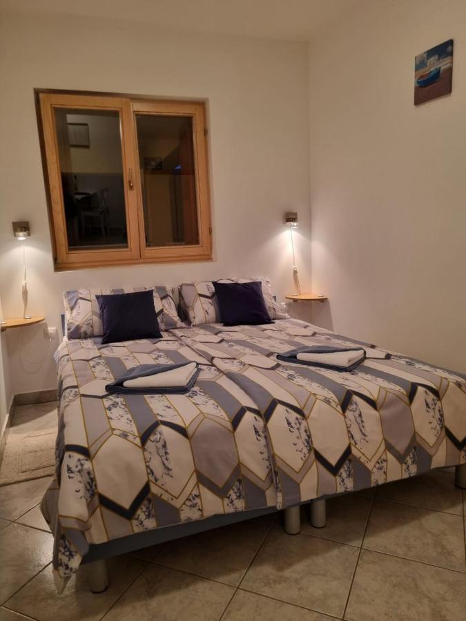 Apartments Casia Baška Eksteriør billede